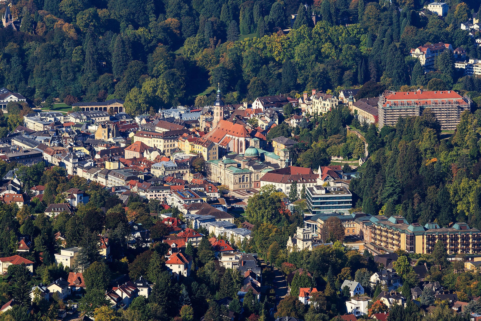 Baden-Baden_10-2015_img05_View_from_Merkur