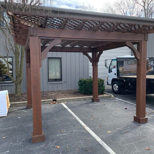 S01-traditional-pergola-10x10