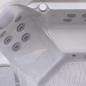 aquasolus-brook-hot-tub-08