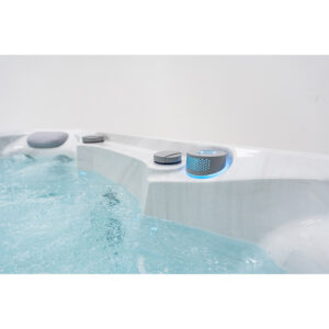 aquasolus-cove-hot-tub-08