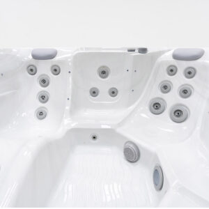 aquasolus-cypress-hot-tub-11