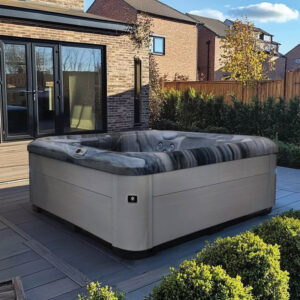 aquasolus-cypress-hot-tub-17