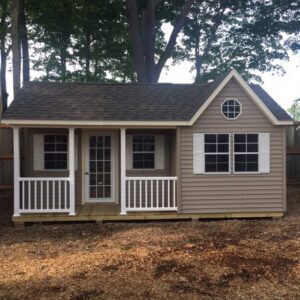 chalet-with-porch-shed