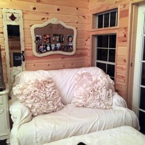 garden-shed-with-porch-interior3