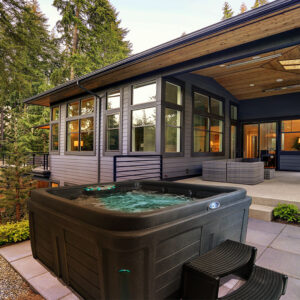 innovaspa-fantom-hot-tub-9
