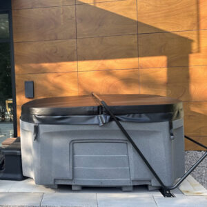 innovaspa-monsoon-hot-tub-7