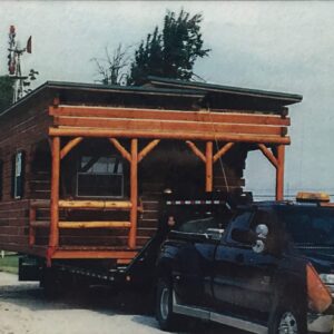 lodge-cabin-on-trailer