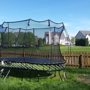 oval-springfree-trampoline-2