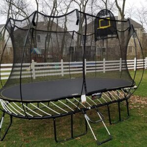 oval-springfree-trampoline-3