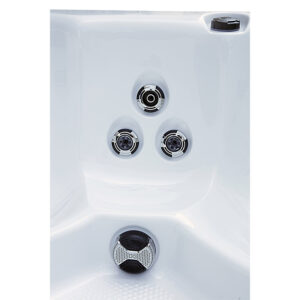 platinum-spas-deluxe-range-st-tropez-hot-tub-10