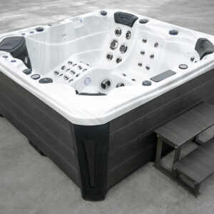 platinum-spas-infinity-hot-tub-02