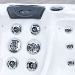 platinum-spas-infinity-hot-tub-05