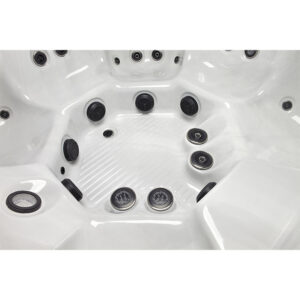 platinum-spas-luxury-range-palermo-hot-tub-08