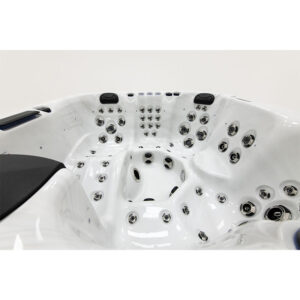 platinum-spas-palma-hot-tub-08