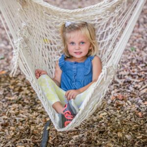 playset-accessory-hammock-swing-2.jpg